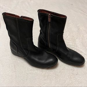 TIMBERLAND Women's Waterproof Black Boots 6